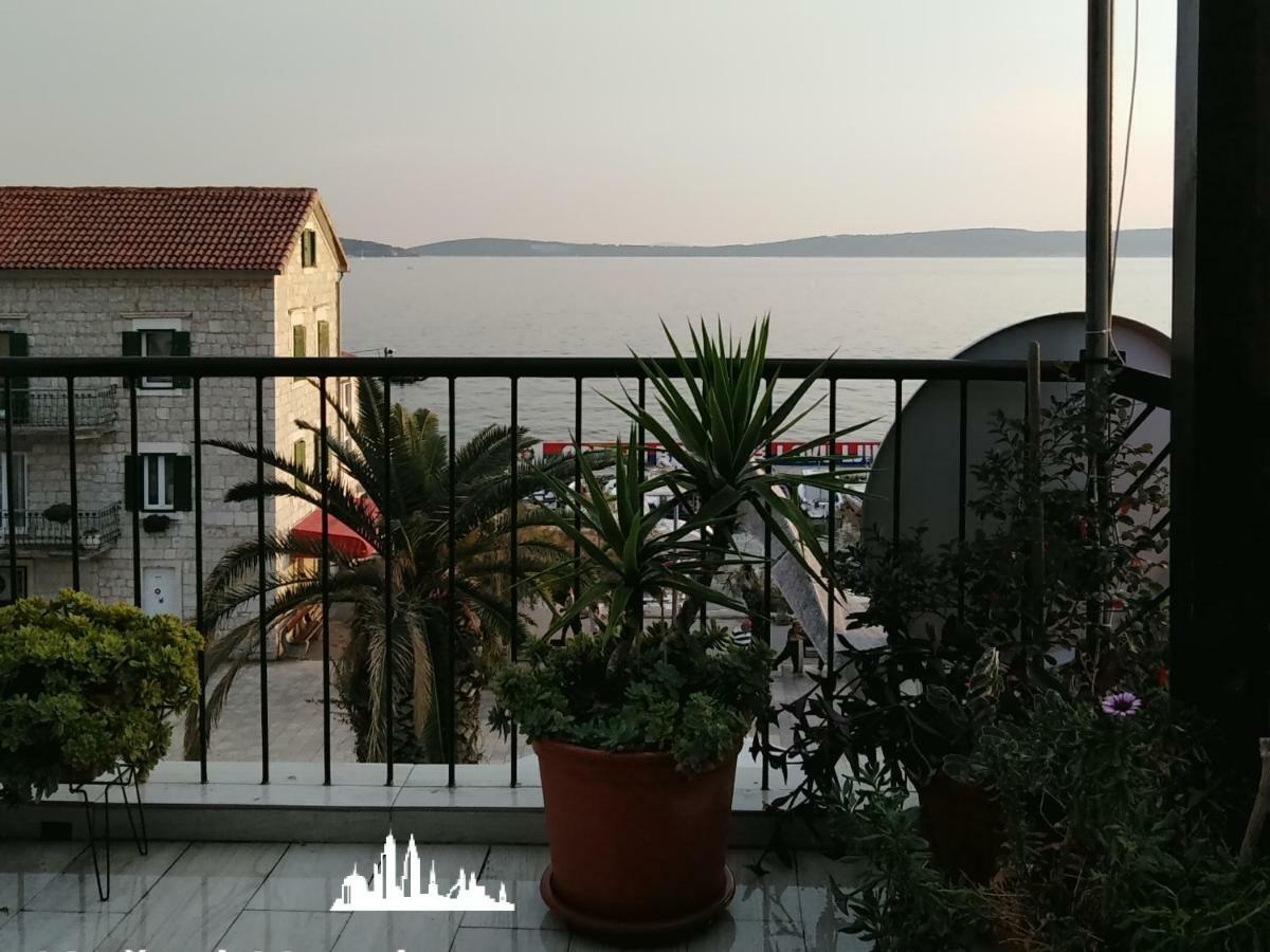 Apartments Nina Riva Kaštela Екстериор снимка