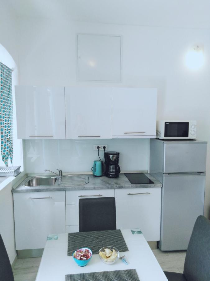 Apartments Nina Riva Kaštela Екстериор снимка