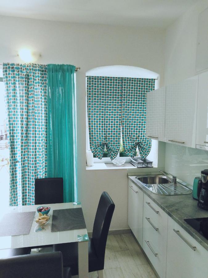 Apartments Nina Riva Kaštela Екстериор снимка