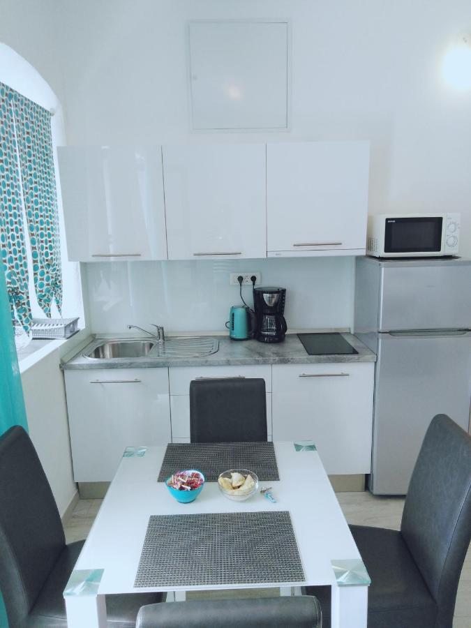 Apartments Nina Riva Kaštela Екстериор снимка